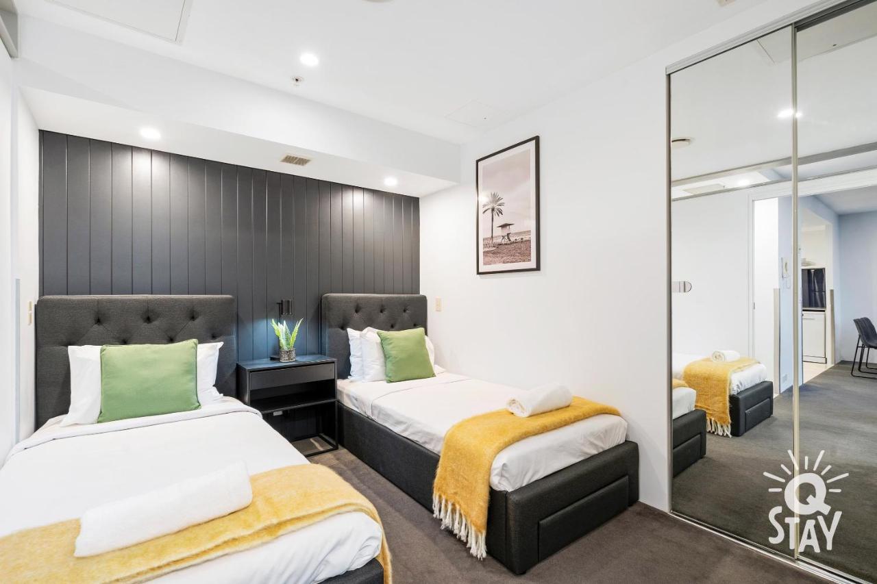 Kids Free In Hinterland View 1 Bedroom Spa At Circle On Cavill - Q Apartment