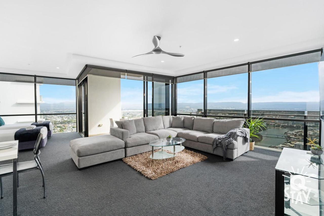 Kids Free In Hinterland View 1 Bedroom Spa At Circle On Cavill - Q Apartment *