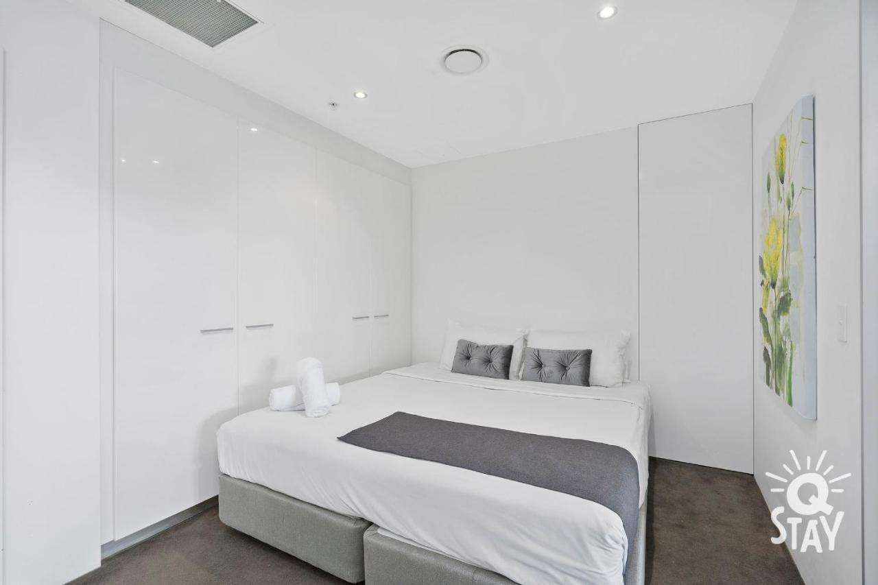 Kids Free In Hinterland View 1 Bedroom Spa At Circle On Cavill - Q