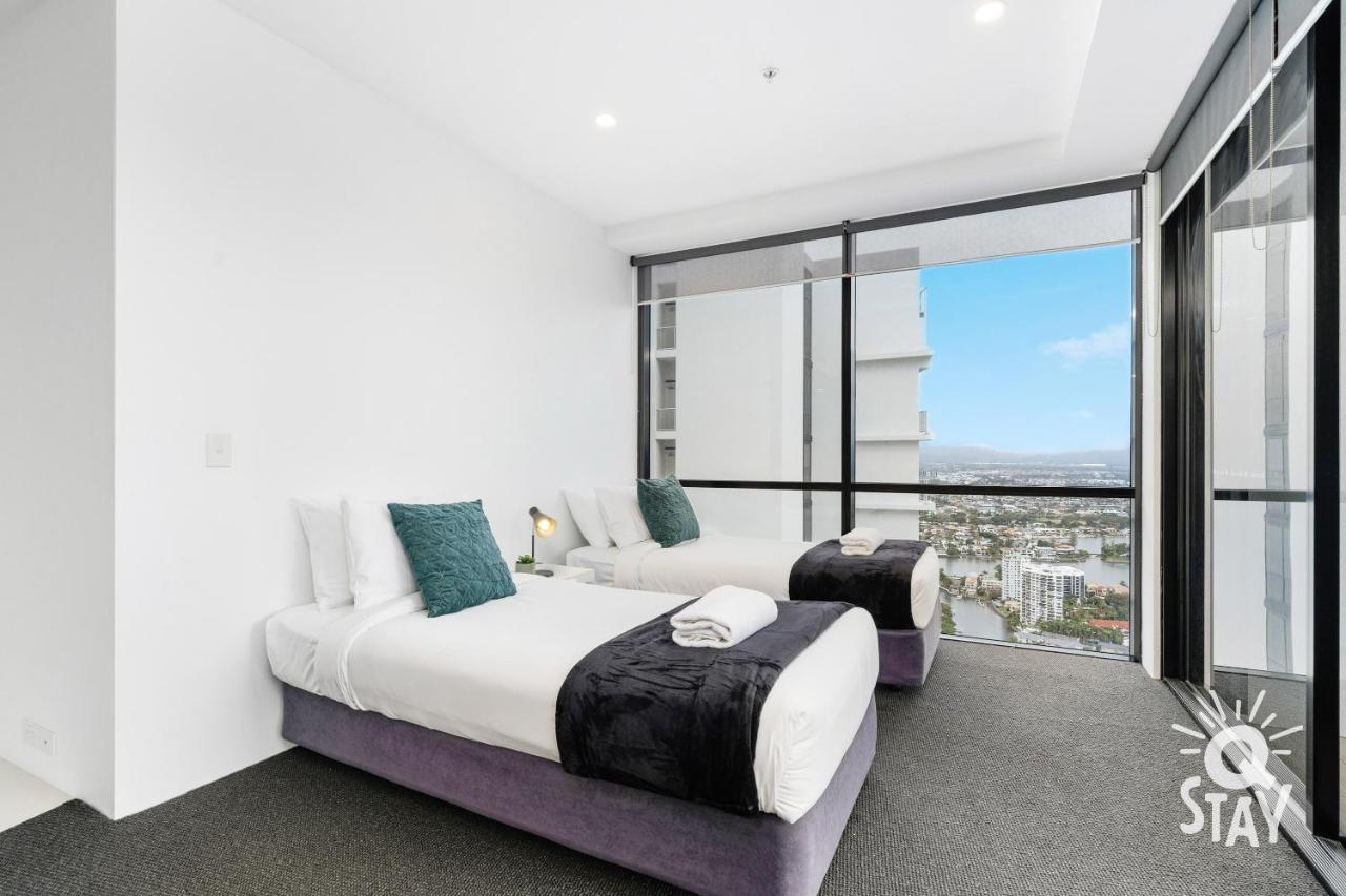 Kids Free In Hinterland View 1 Bedroom Spa At Circle On Cavill - Q *