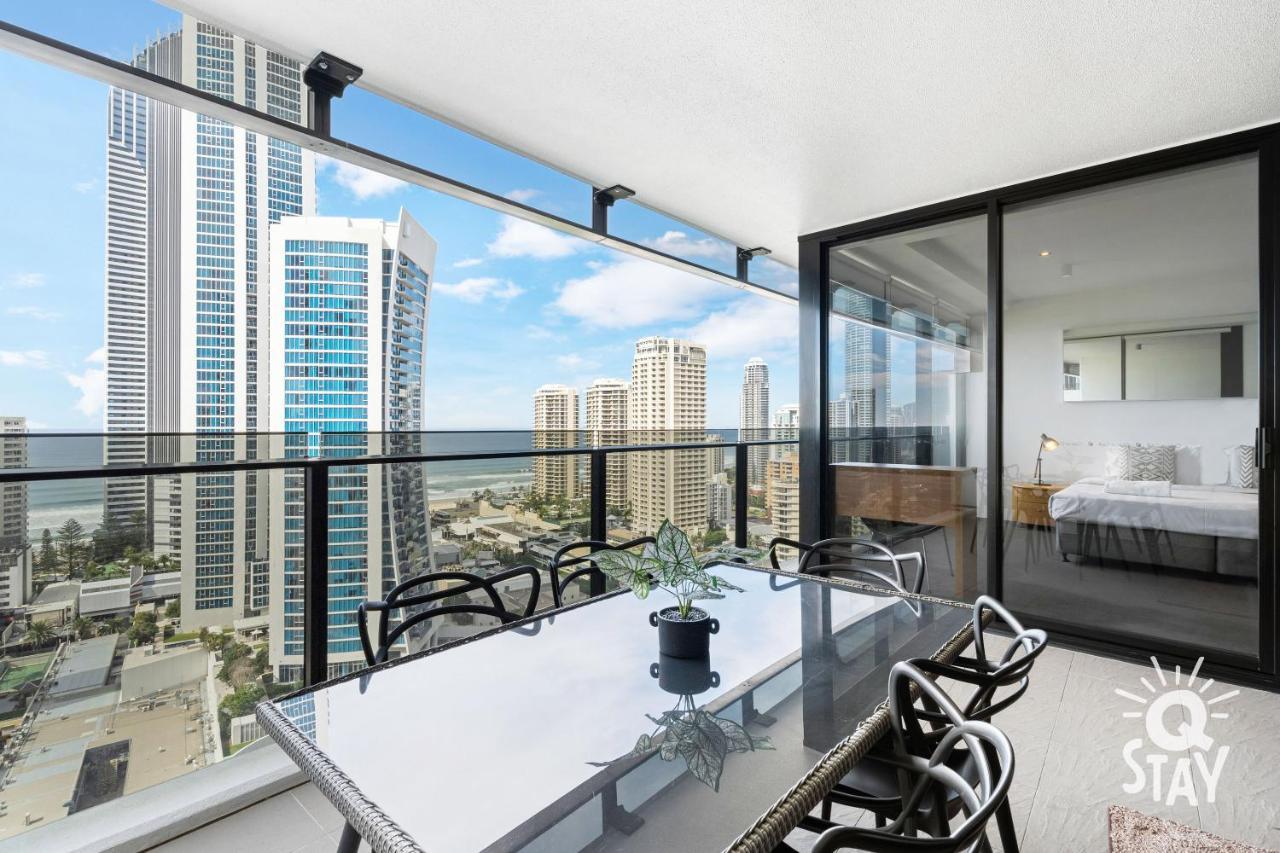 Circle On Cavill 2 Bedroom 1 Bathroom Ocean View — Q Apartment