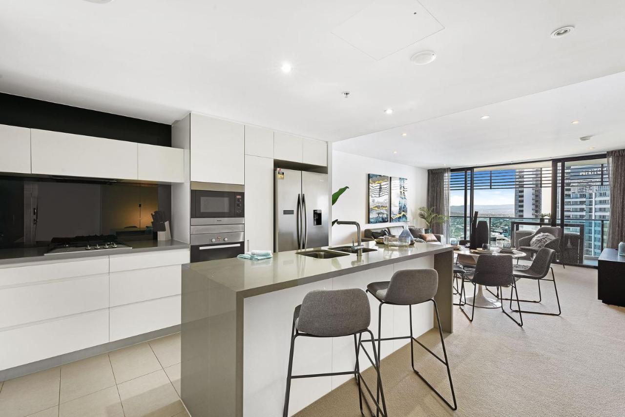 Apartment Oracle Broadbeach Wonderful Modern 2 Bed 1 Bath - Coasthm *