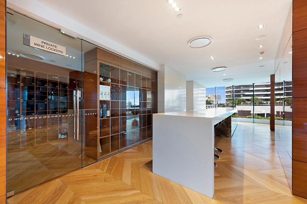 Oracle Broadbeach Wonderful Modern 2 Bed 1 Bath - Coasthm
