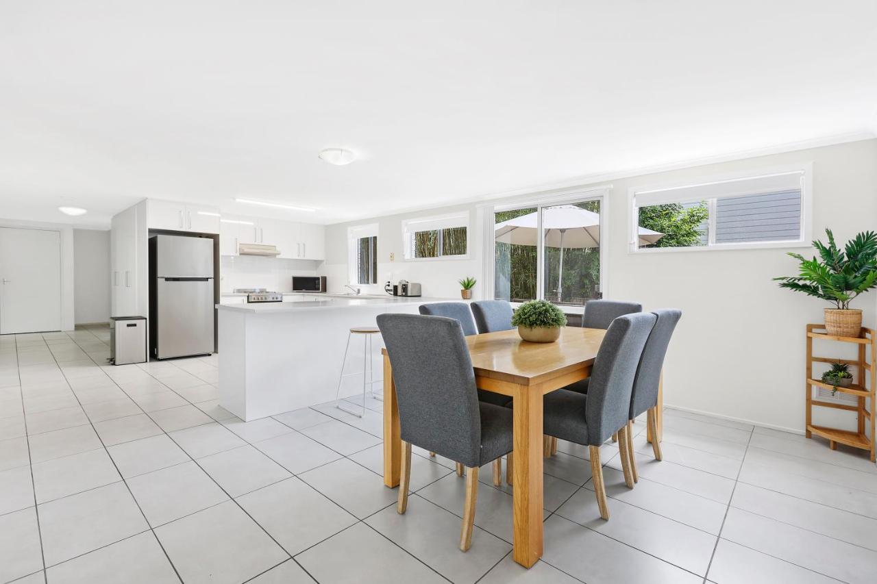 Ultimate Burleigh Beach House Family Retreat! - 5 Bedrooms Holiday home *