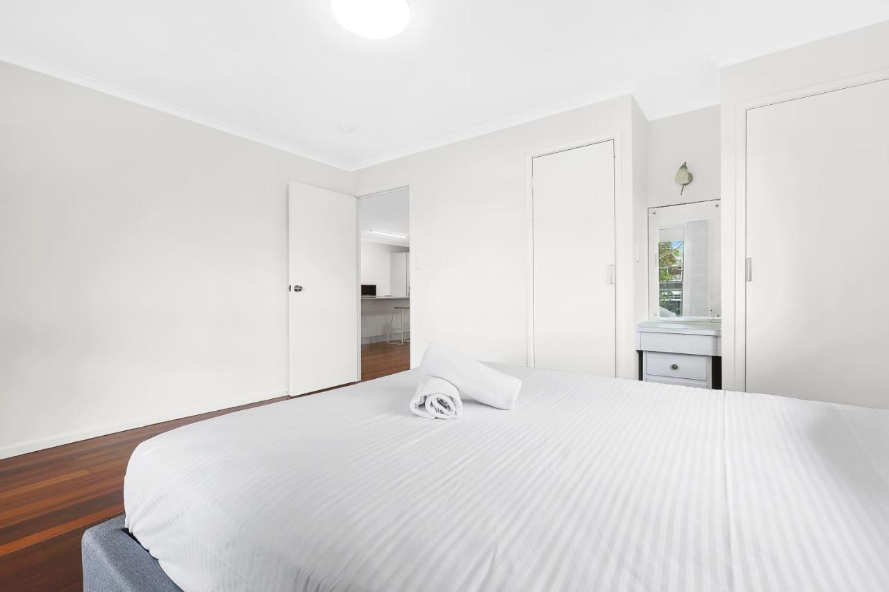 Holiday home Ultimate Burleigh Beach House Family Retreat! - 5 Bedrooms