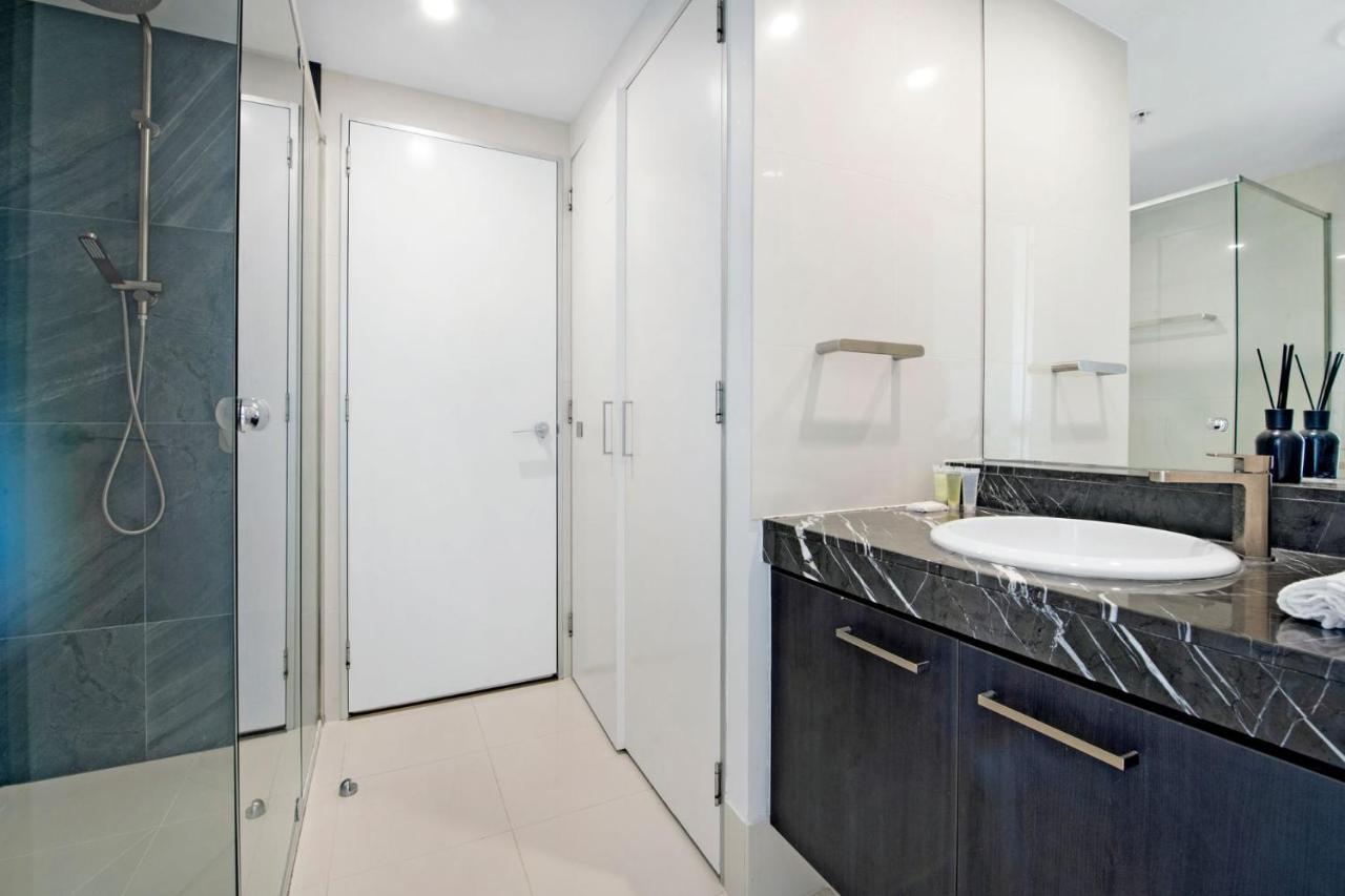 Avalon Deluxe 2 Bedroom With Bath Gold Coast