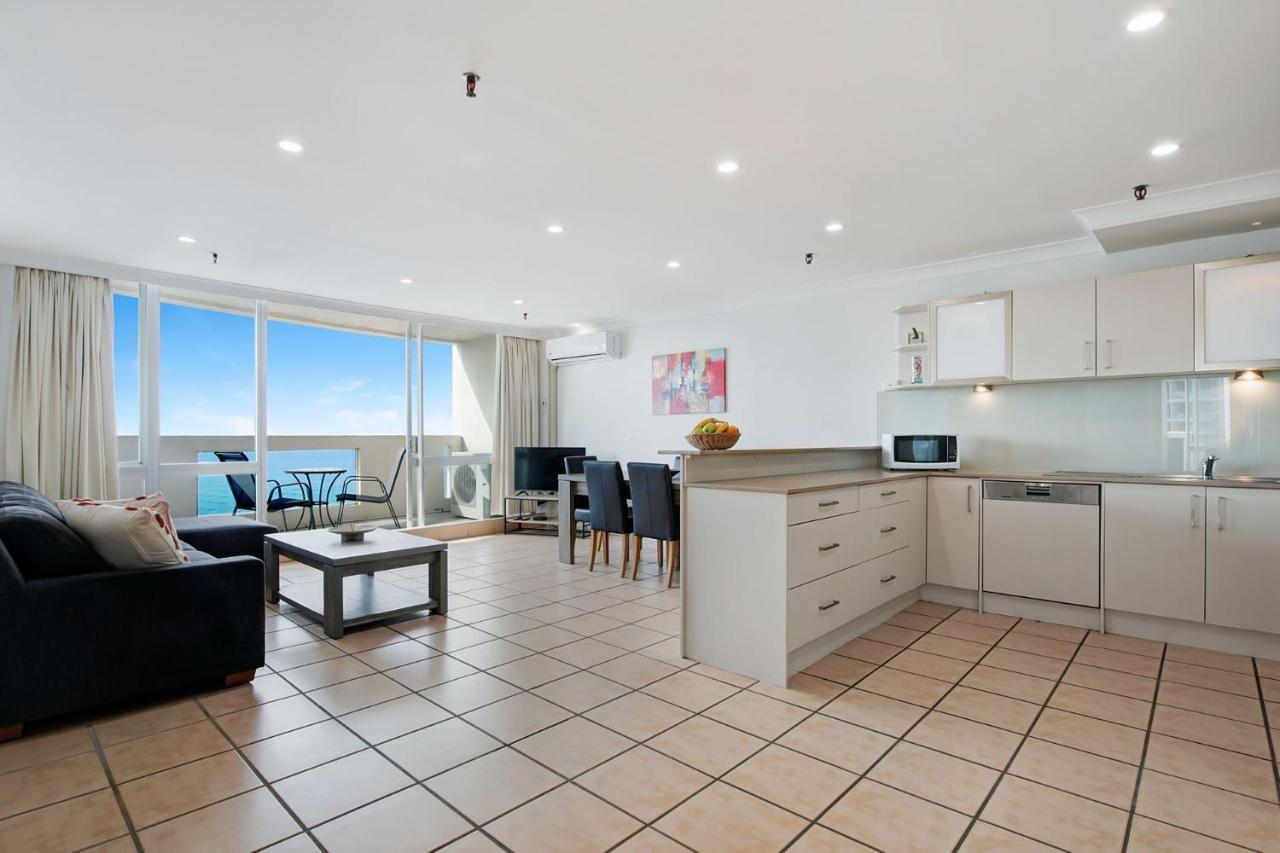 Focus Beachfront 2 Bedroom With Ocean Views Apartment