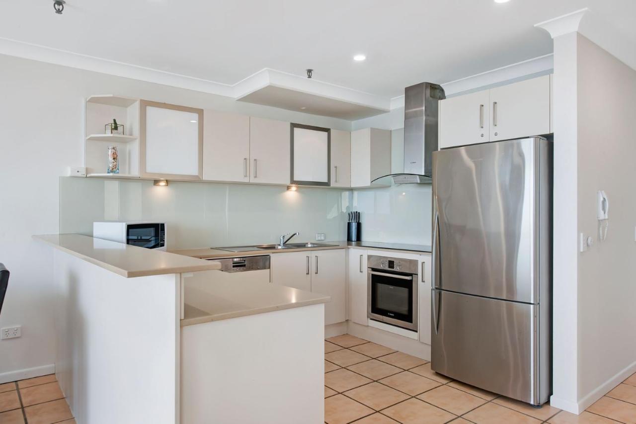 Apartment Focus Beachfront 2 Bedroom With Ocean Views Gold Coast