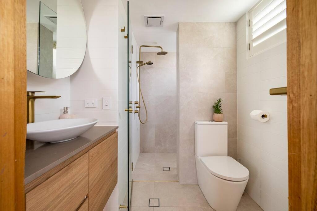 Chic Beachside Getaway 2br 2bath Fully Equipped * Gold Coast