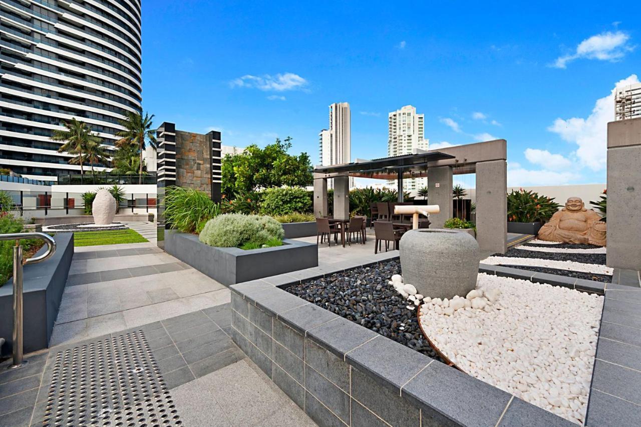 Apartment Oracle Broadbeach Wonderful Modern 2 Bed 1 Bath - Coasthm Gold Coast