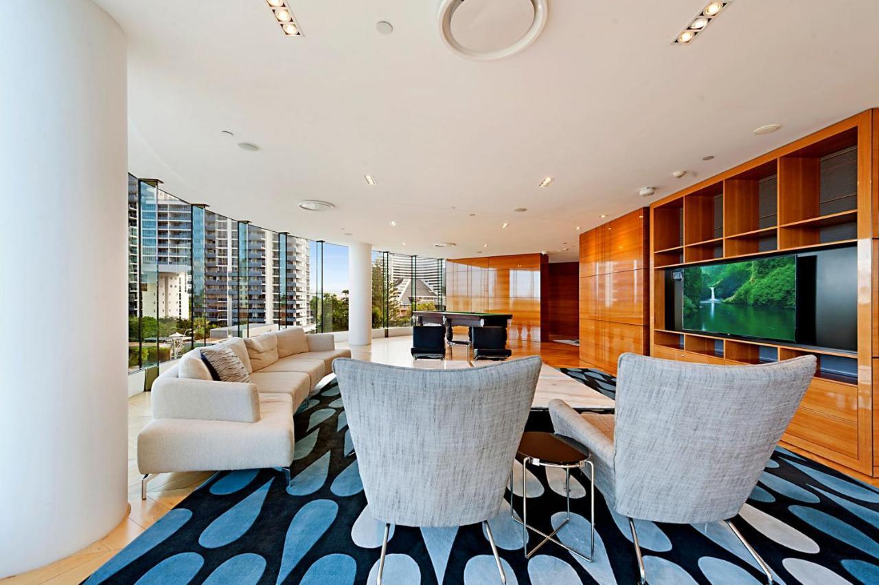 Apartment Oracle Broadbeach Wonderful Modern 2 Bed 1 Bath - Coasthm Gold Coast