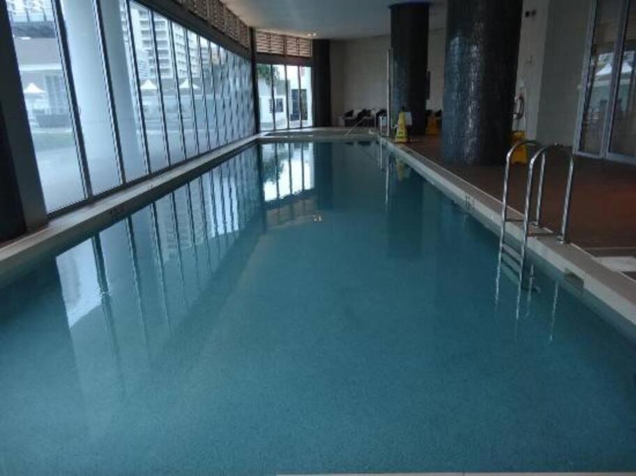 Spectacular 19th Floor In Heart Of Surfers Paradise Gold Coast