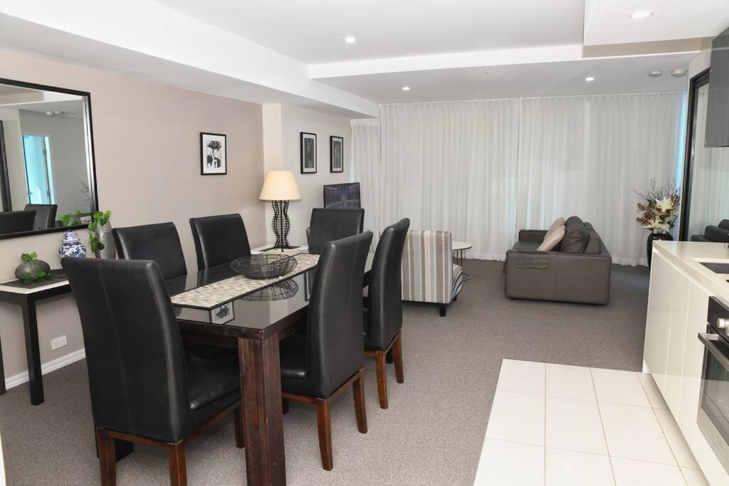 Apartment Spectacular 19th Floor In Heart Of Surfers Paradise *
