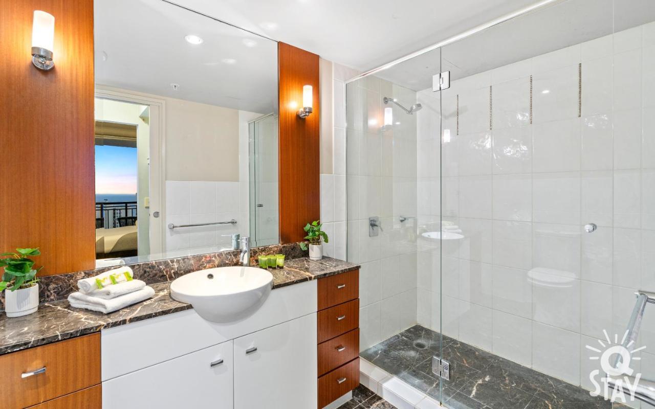 2 Bedroom Ocean View At Chevron Reniassance Apartamento Gold Coast