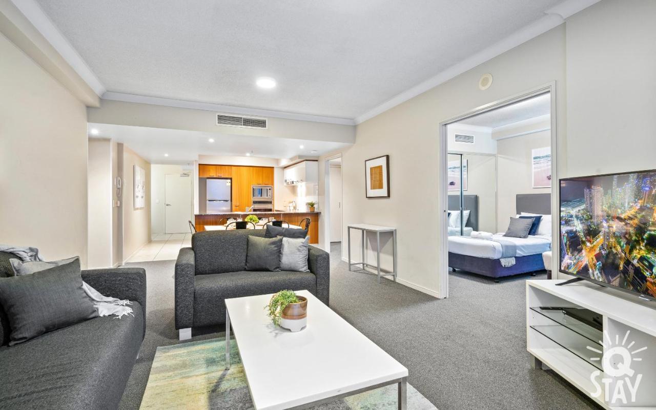 2 Bedroom Ocean View At Chevron Reniassance