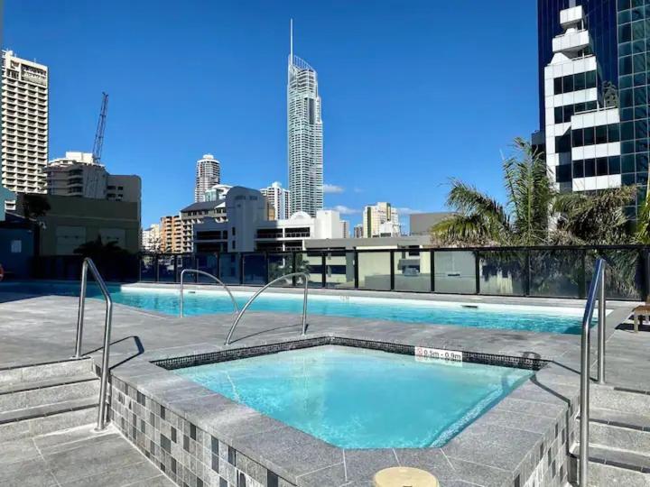 Apartment Ocean View Urban Surfers Paradise