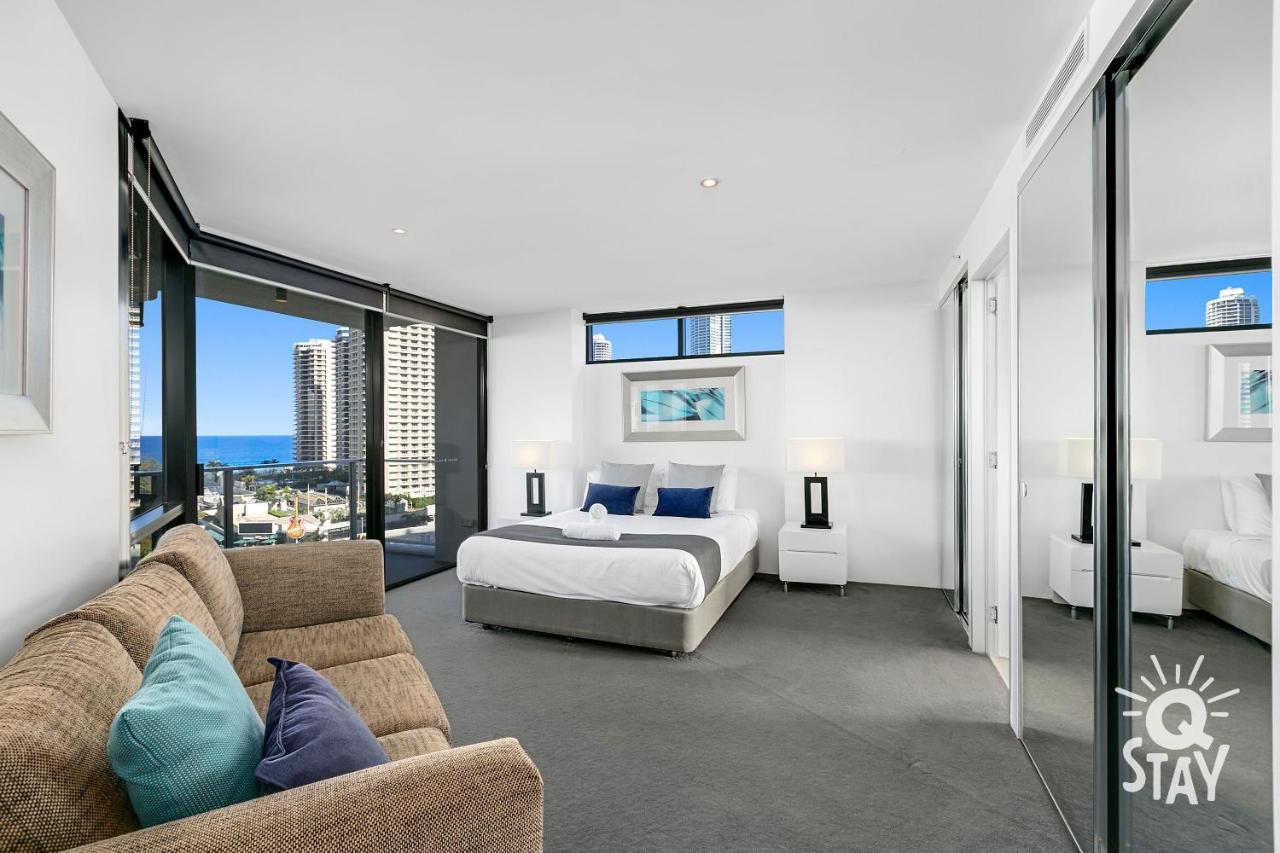 Spectacular Family Kids Free 3 Bedroom Ocean At Circle On Cavill - Q