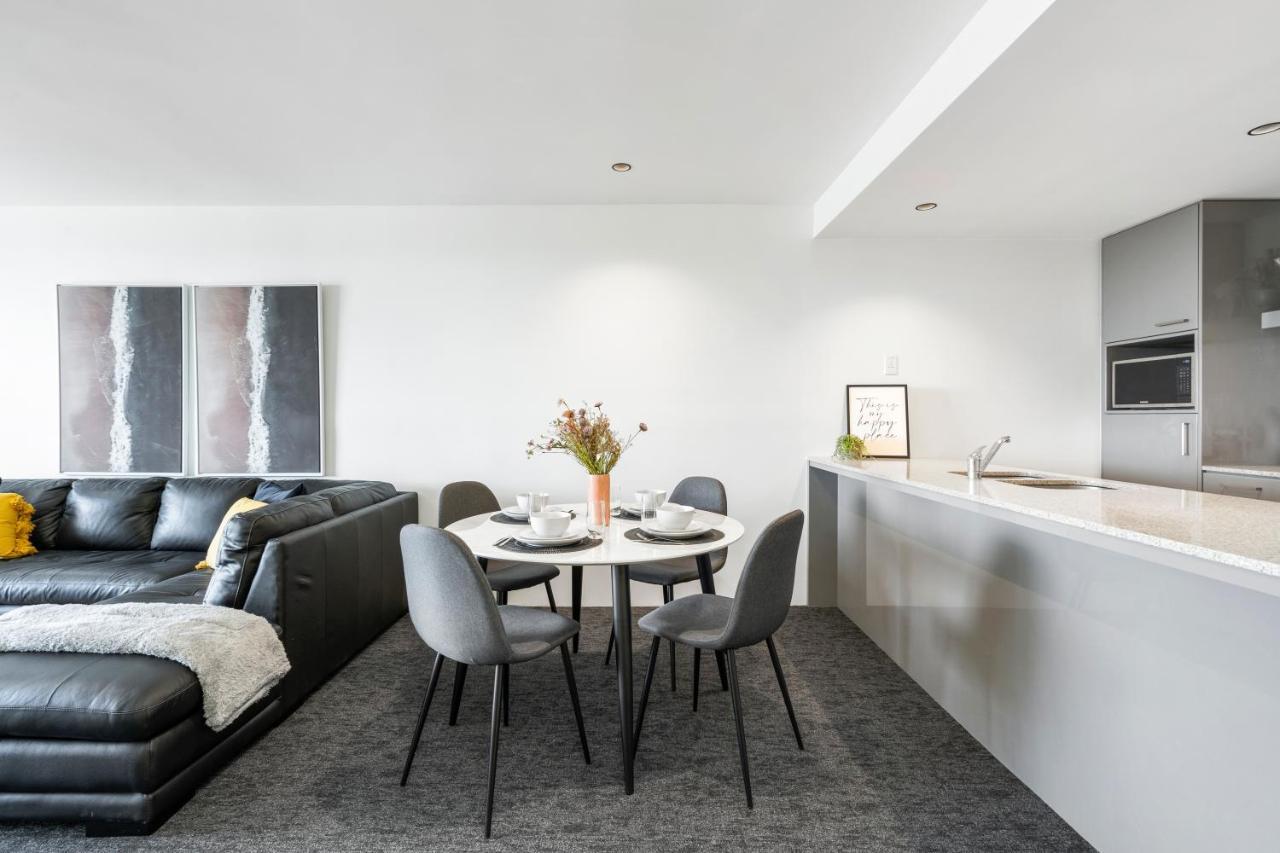 Avalon - Privately Managed & Self Contained - Wow Apartment