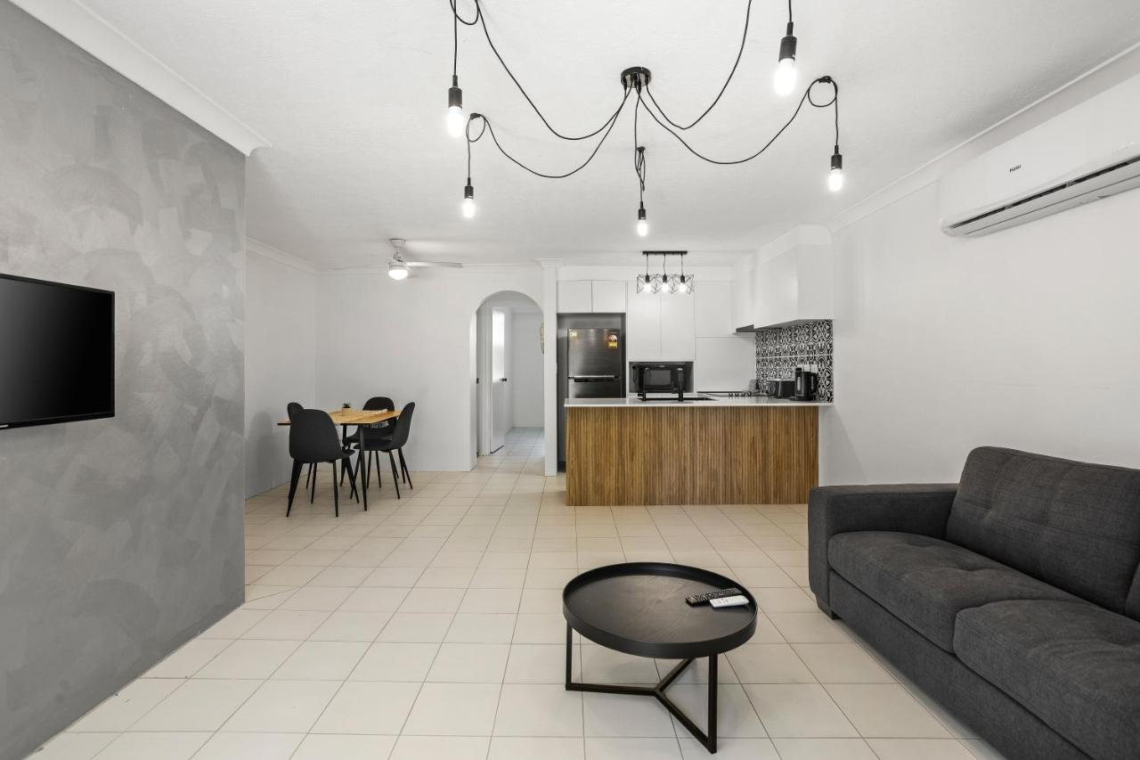 24 24 Hamilton Avenue By Premium
