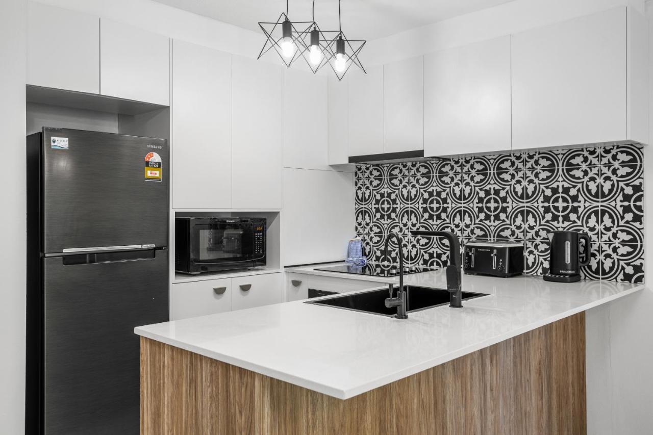 24 24 Hamilton Avenue By Premium Gold Coast