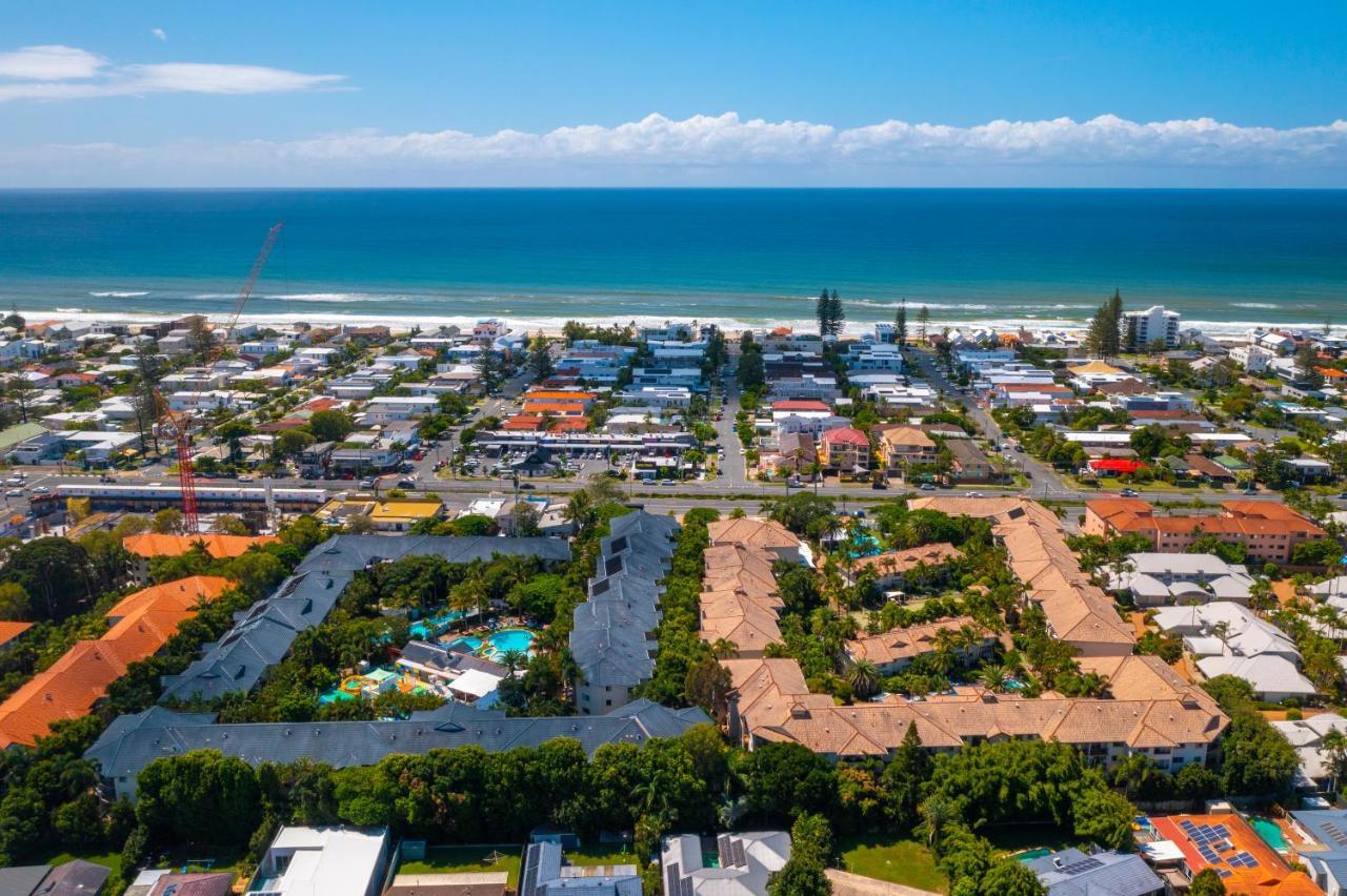 Best Ground Floor Pool Side Superior - New Listing * Gold Coast