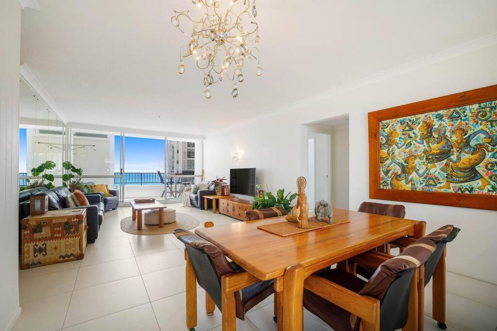 Apartment 600 Fan Fav Gold Coast