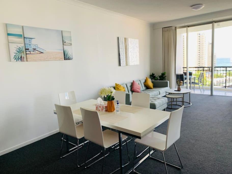 Seaview Chevron Renaissance Free Parking &free Wifi