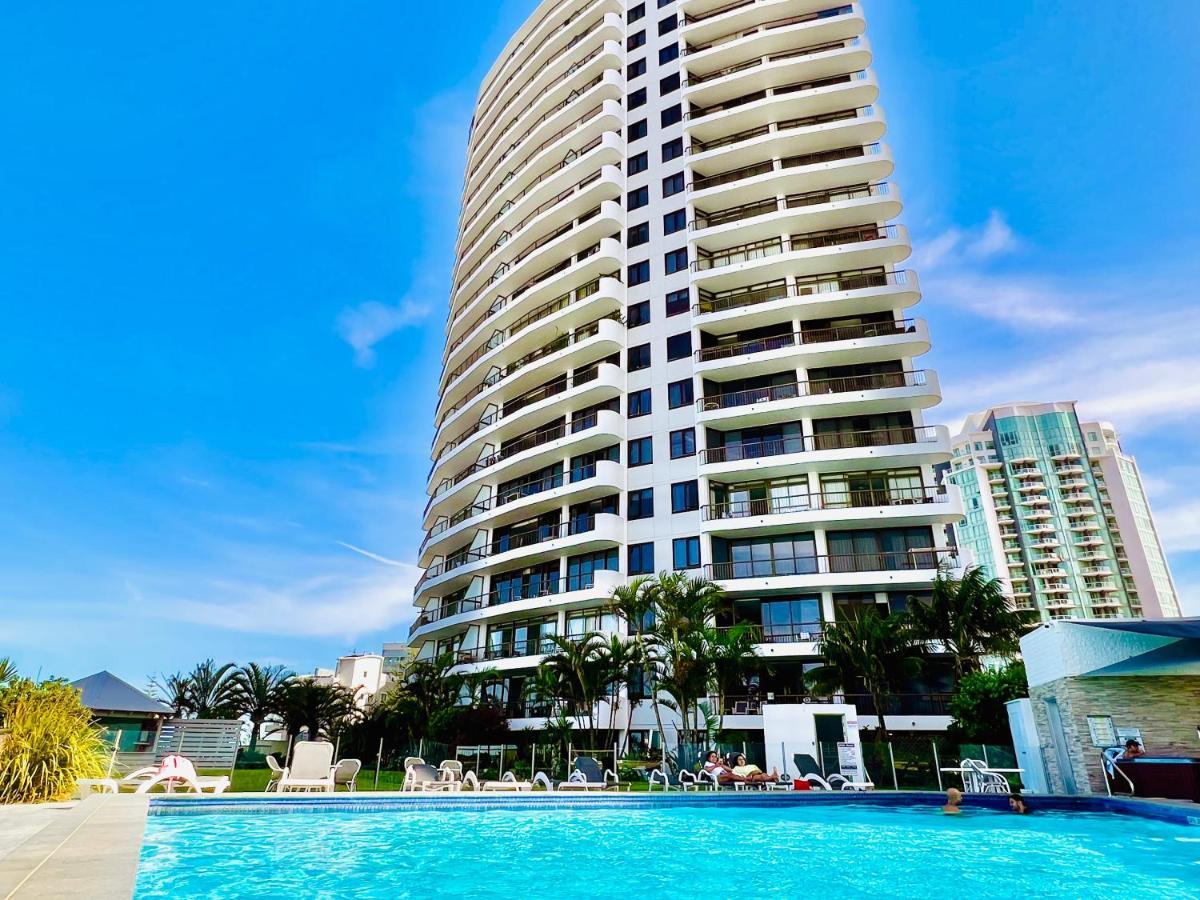 Oceanfront Family Pool & Bbq Apartment Gold Coast