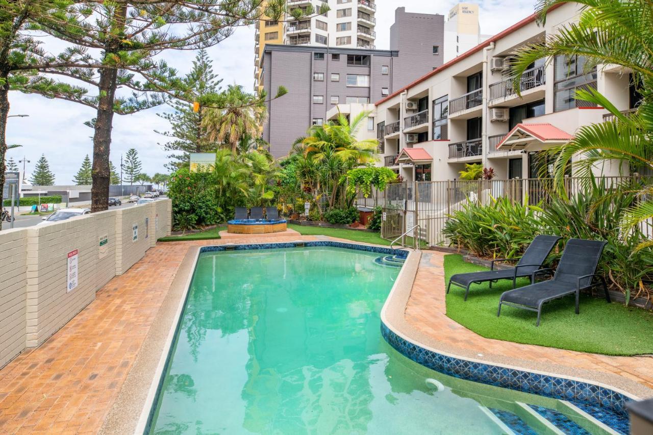 Trickett Gardens Aparthotel 3*