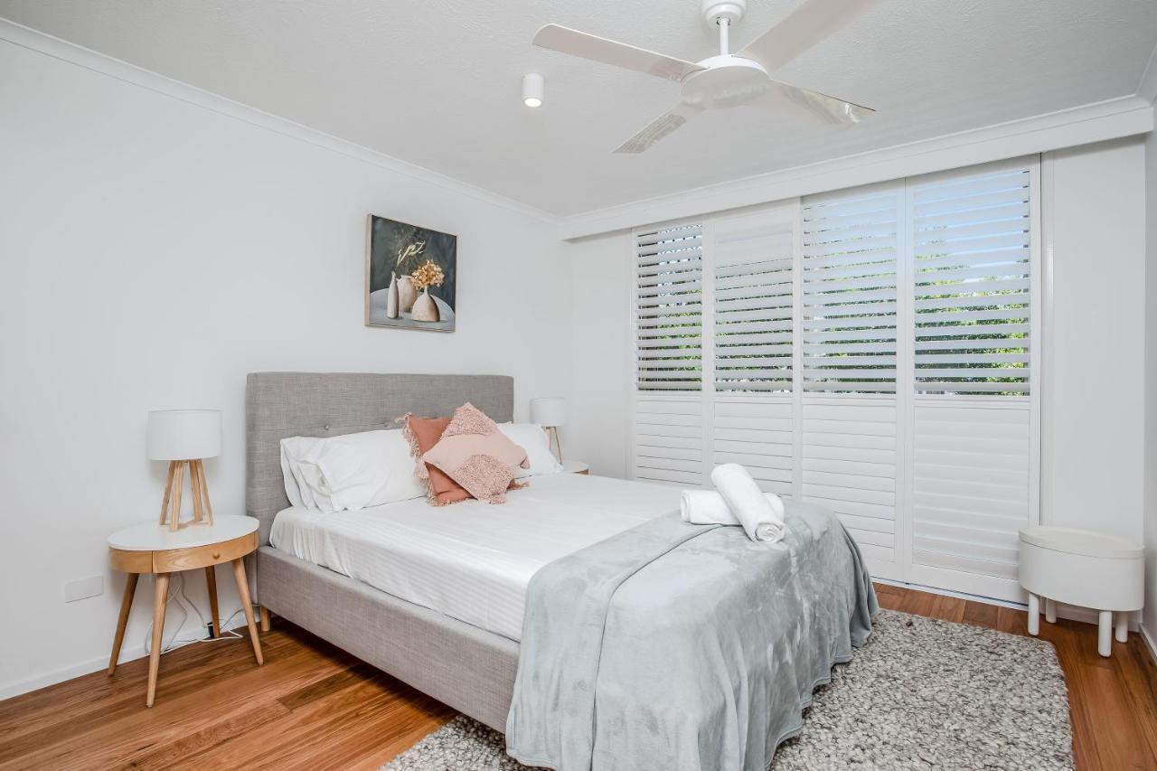 Sandcastles On Currumbin Beachfront, 4* Gold Coast