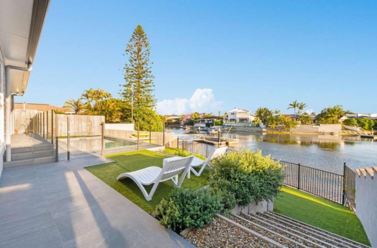 Holiday home Capri Waterfront 5br Waterfront Heated Pool