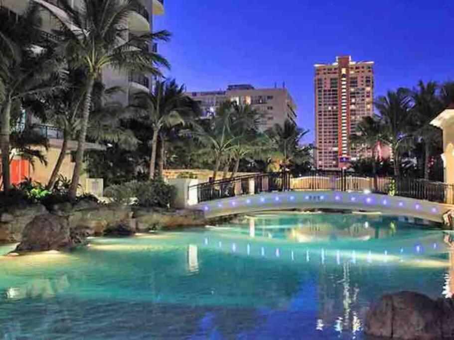 Seaview Chevron Renaissance Free Parking &free Wifi