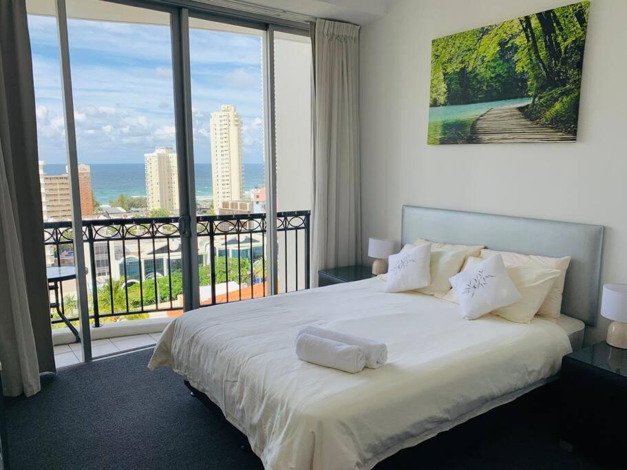 Apartment Seaview Chevron Renaissance Free Parking &free Wifi Gold Coast