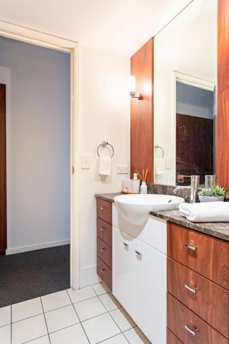 Seaview Chevron Renaissance Free Parking &free Wifi *