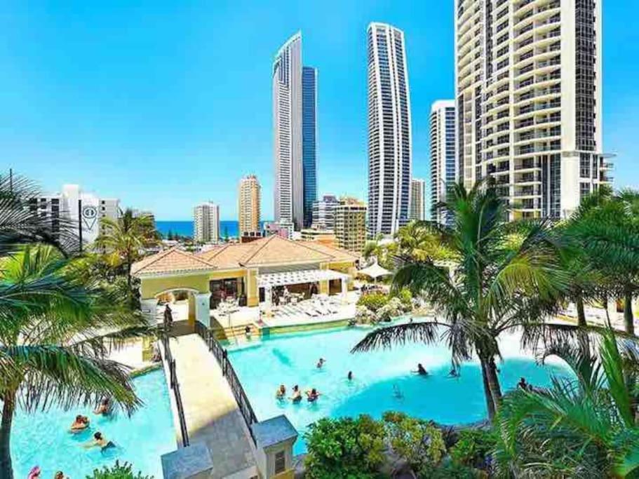Apartment Seaview Chevron Renaissance Free Parking &free Wifi Gold Coast