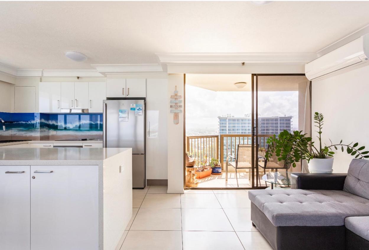 Spacious & Magnificent Views * Gold Coast