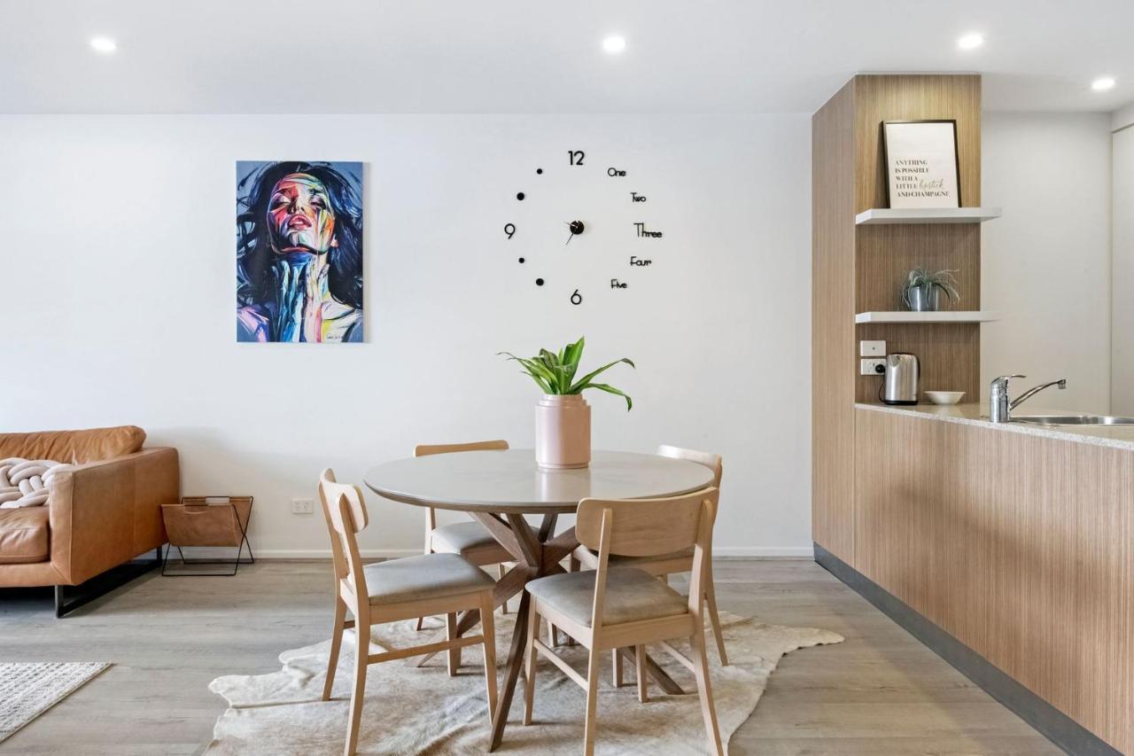 Synergy Modern Two Bedroom - Synergy Gold Coast