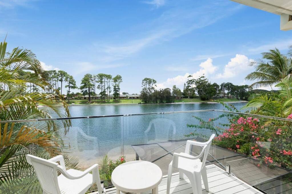 Tranquil Oasis On Pine *