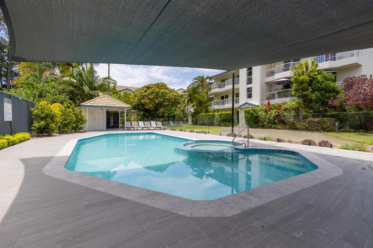 Paradise Grove * Gold Coast