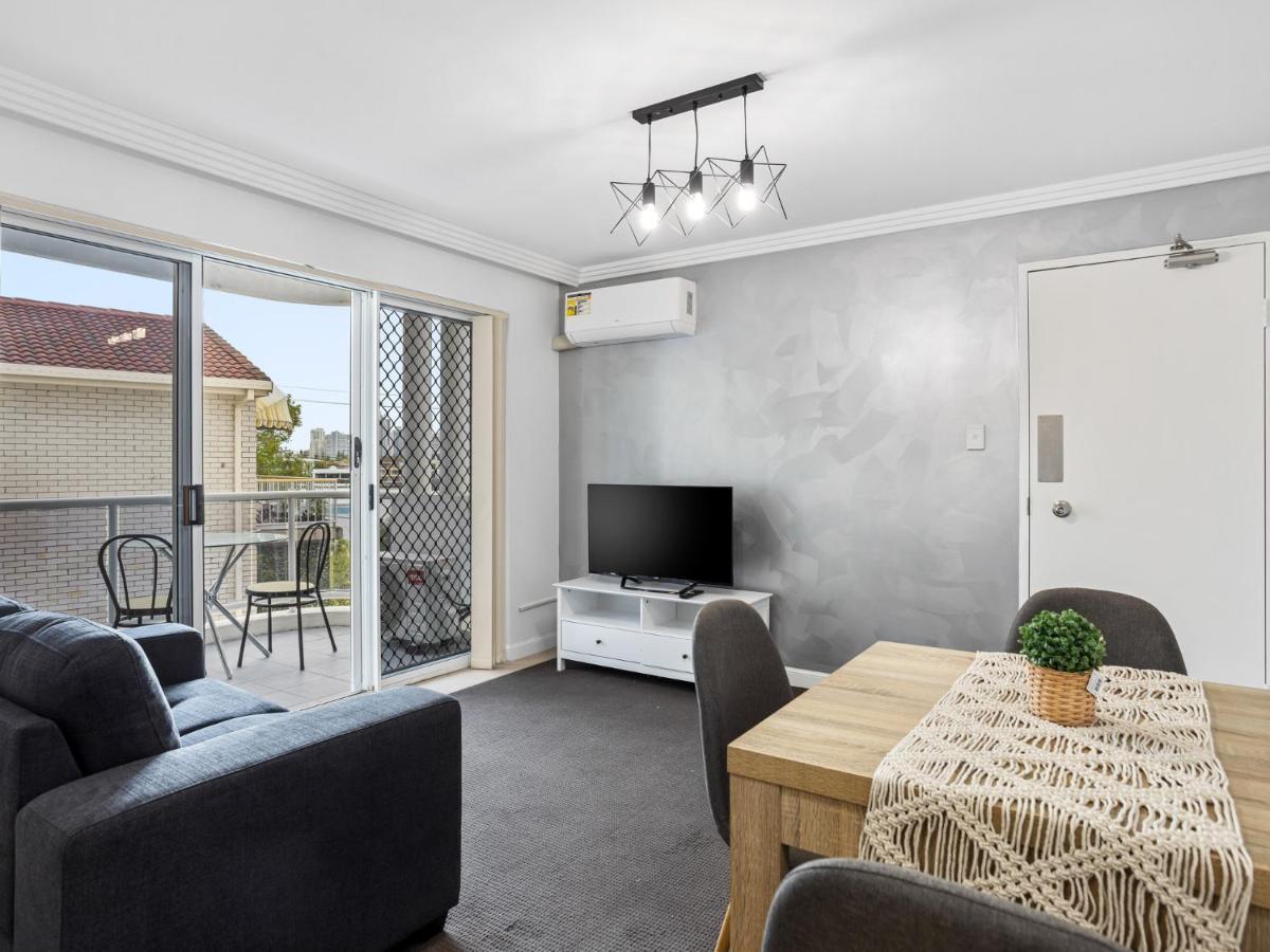 Apartment 1 Bedroom In Chevron Island By Premium Gold Coast