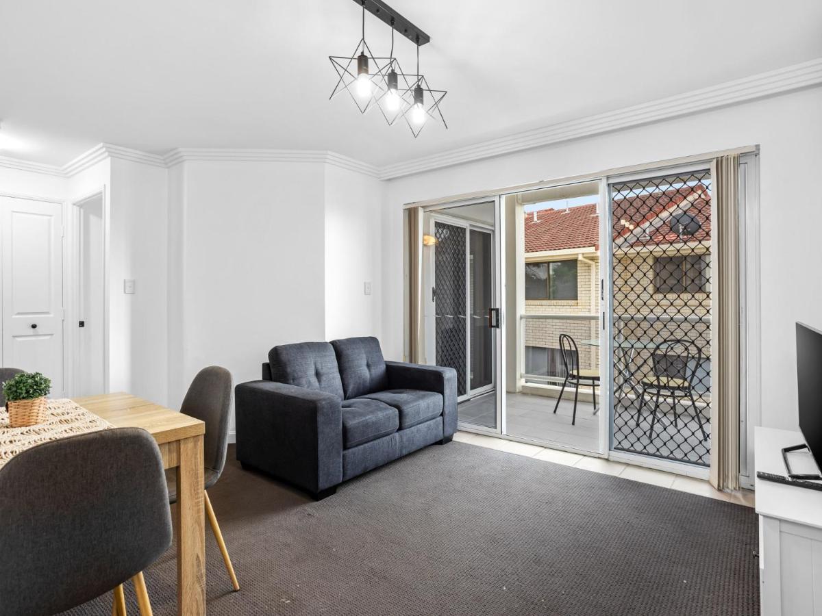 Apartment 1 Bedroom In Chevron Island By Premium Gold Coast