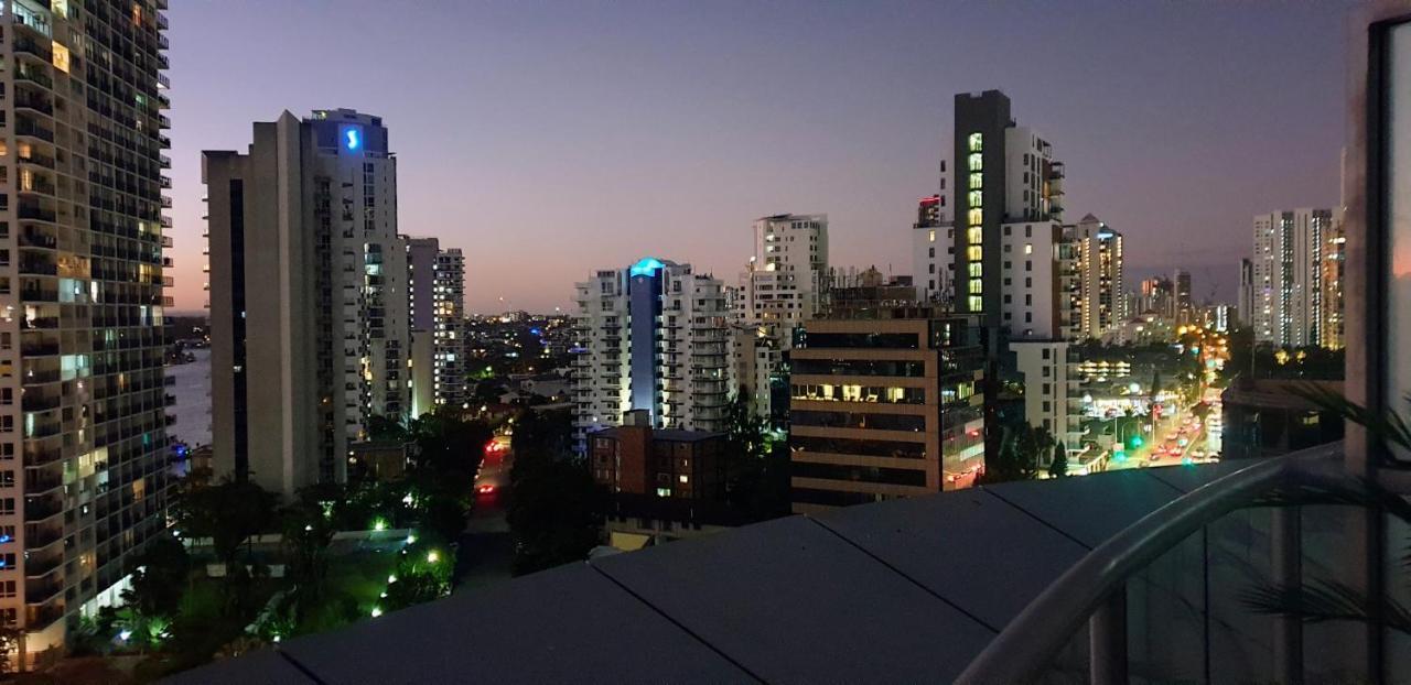 Apartment Bellagio@chevron, Luxe, 2 Bedroom In The Heart Of Surfers Paradise!