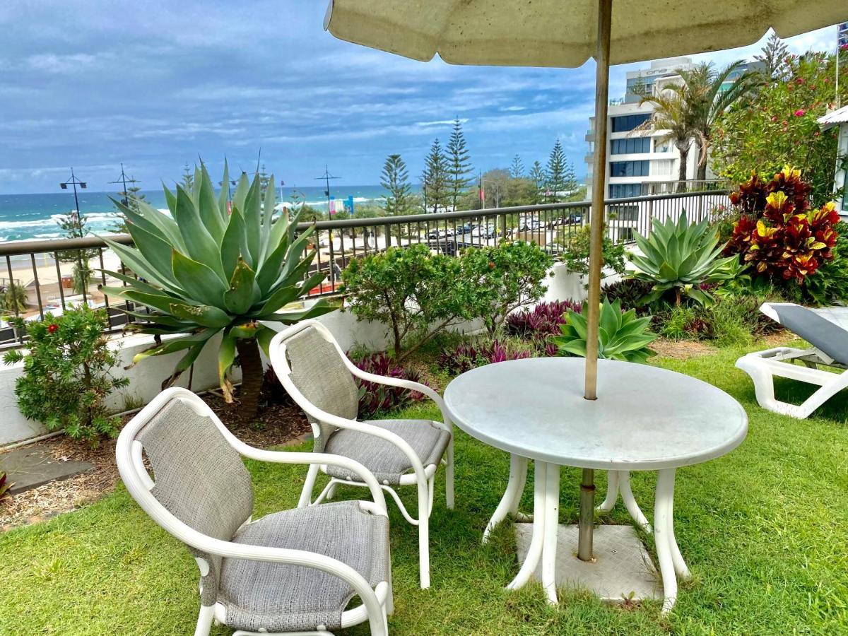 Oceanfront Family Pool & Bbq Apartment