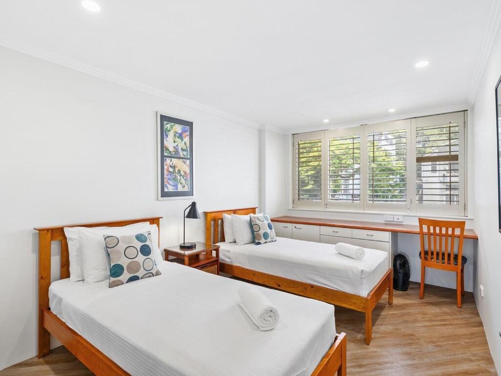 Goodwin Towers - Hosted By Burleigh Letting Apartment *