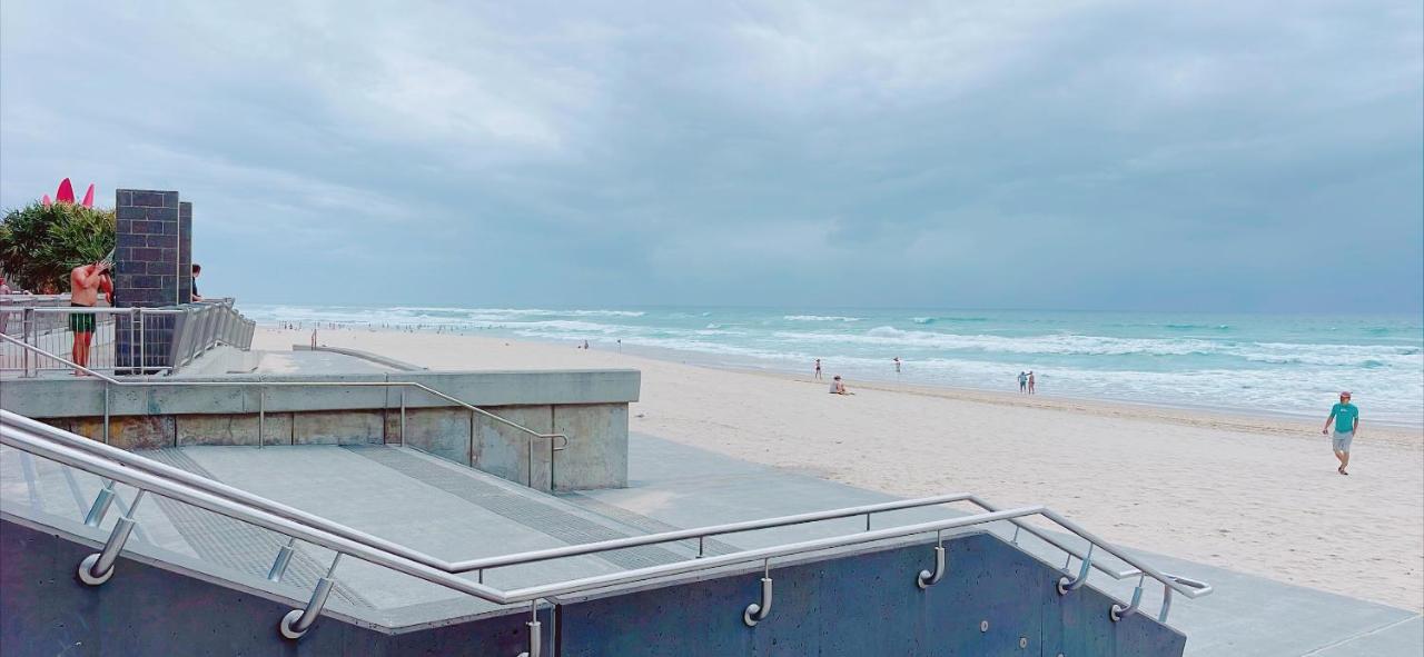1 Bedroom And 1 Living Family Gold Coast