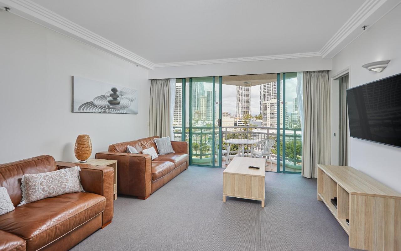 Crown Tower By Serain Residences Apartment