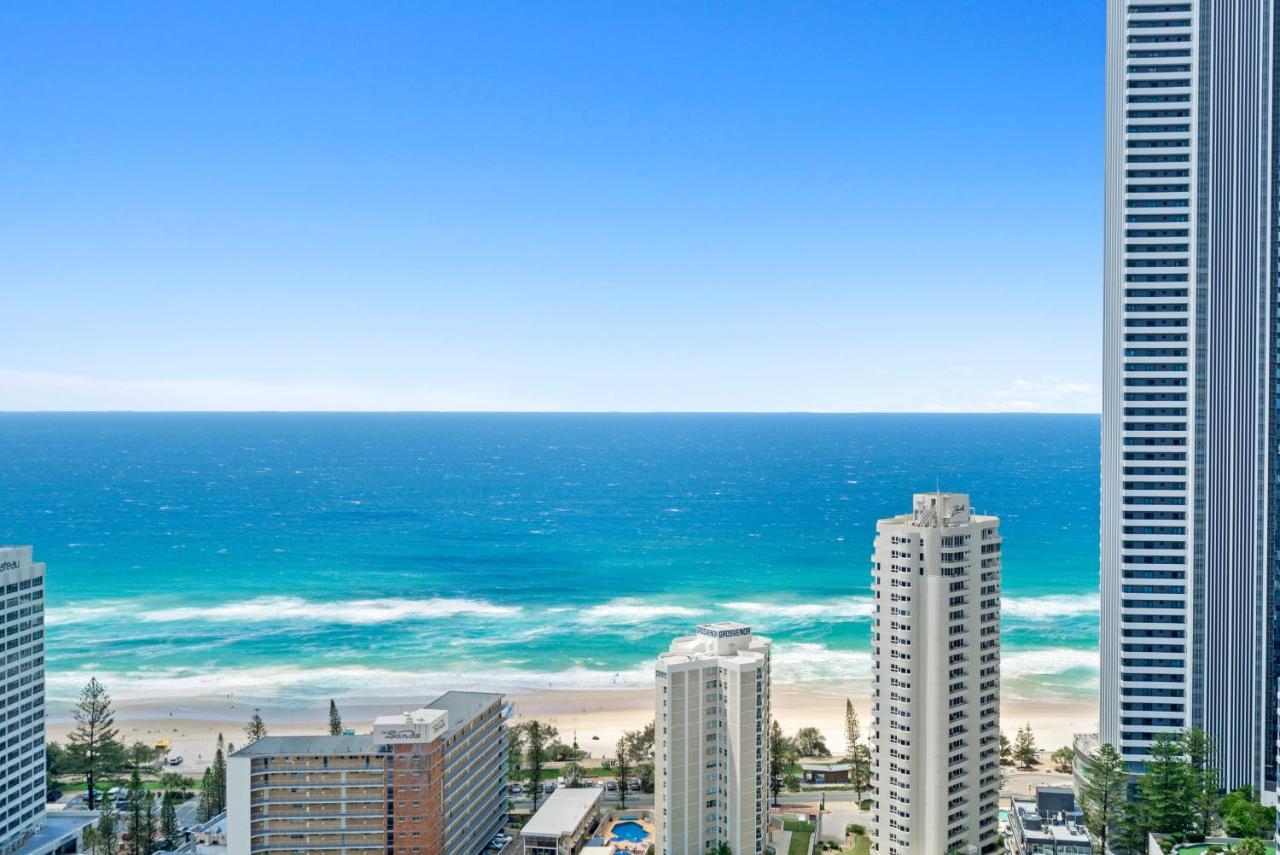 Spectacular Ocean View 3 Pools Gym And Sauna Apartment Gold Coast