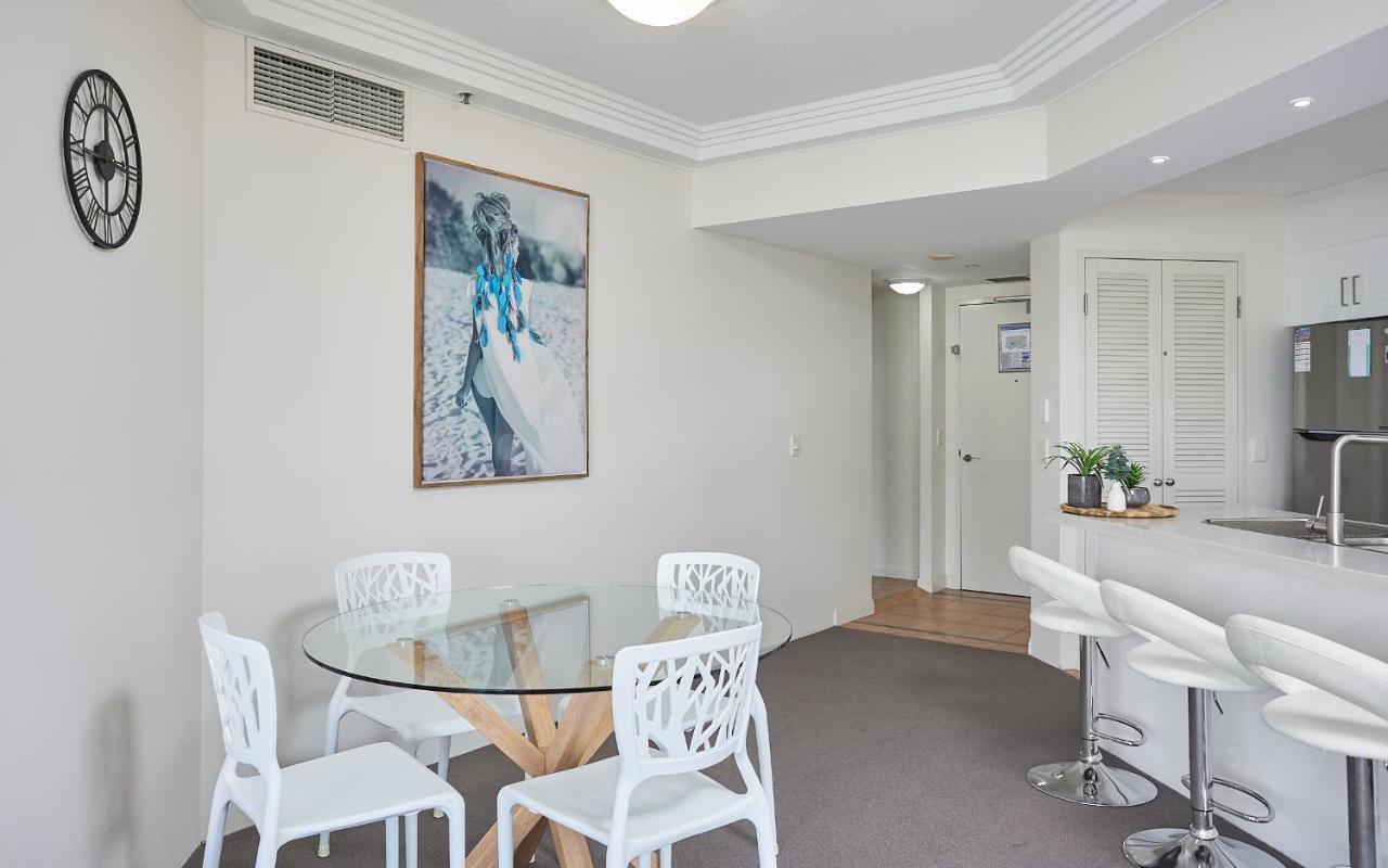 Crown Tower By Serain Residences Apartment