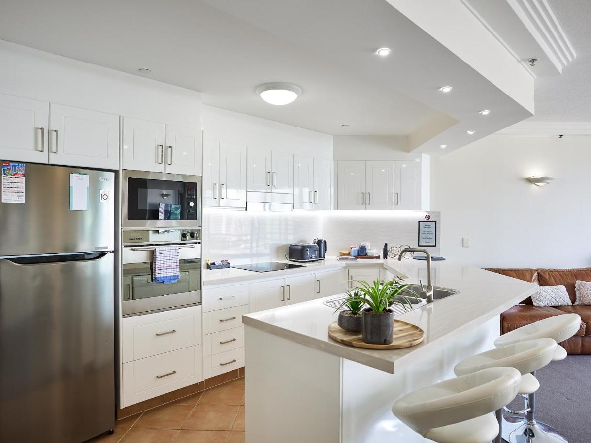 Crown Tower By Serain Residences Apartment