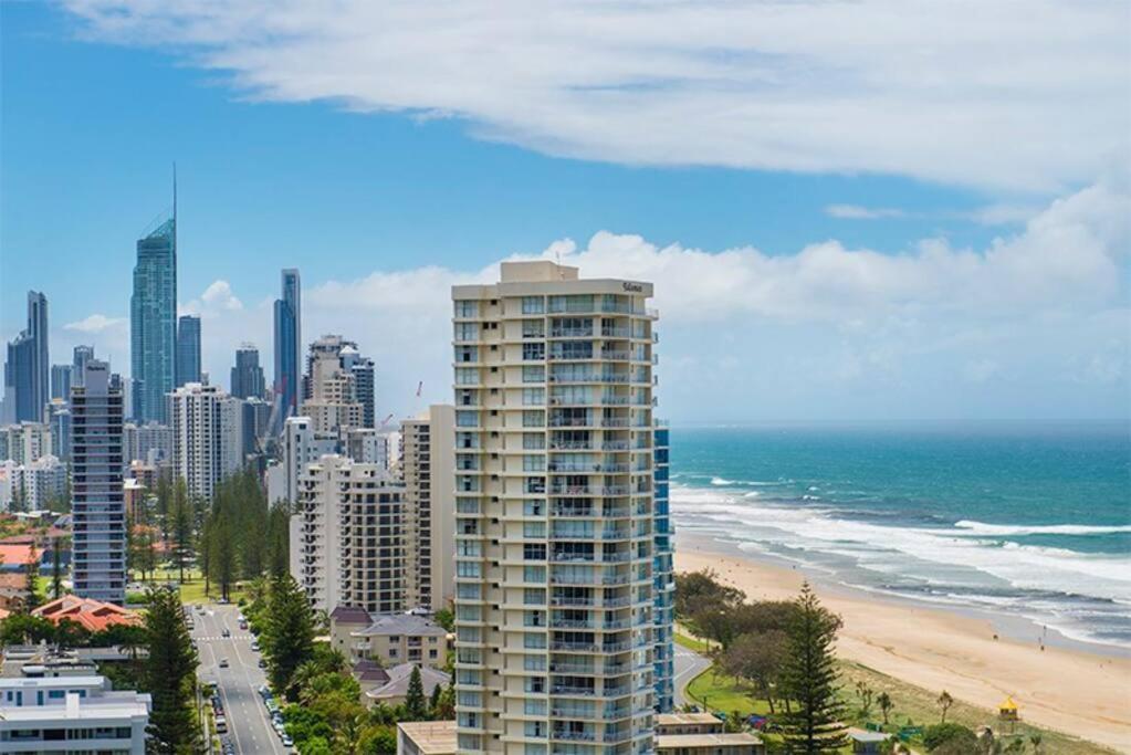 Beachfront Air On Broadbeach, Amazing Views Apartment Gold Coast